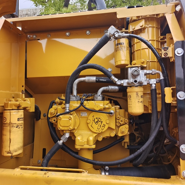 2024 Caterpillar 320DL-44516893