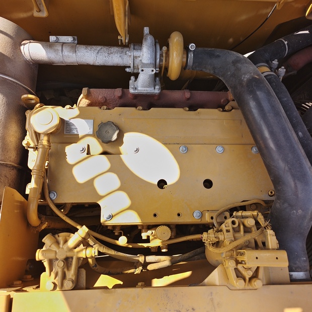 2023 كاتربيلر 320D2L-44516961