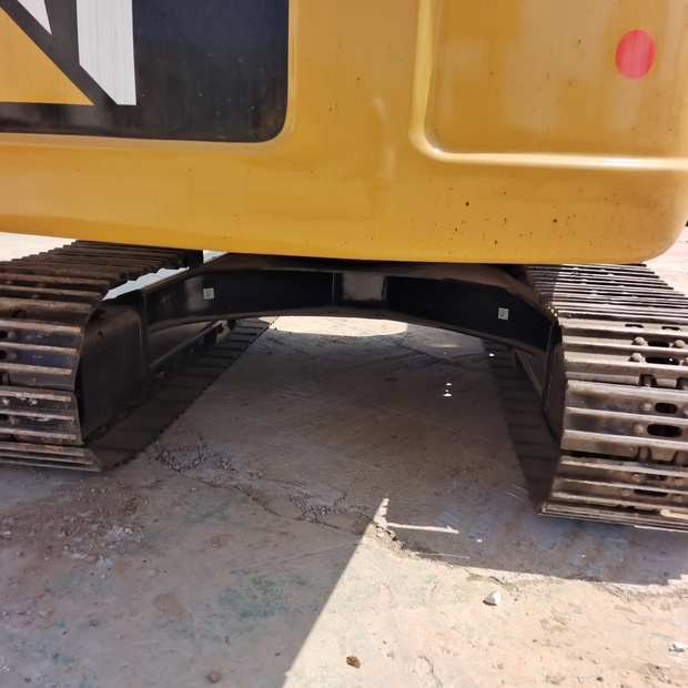 2023 كاتربيلر 320D2L-44516968