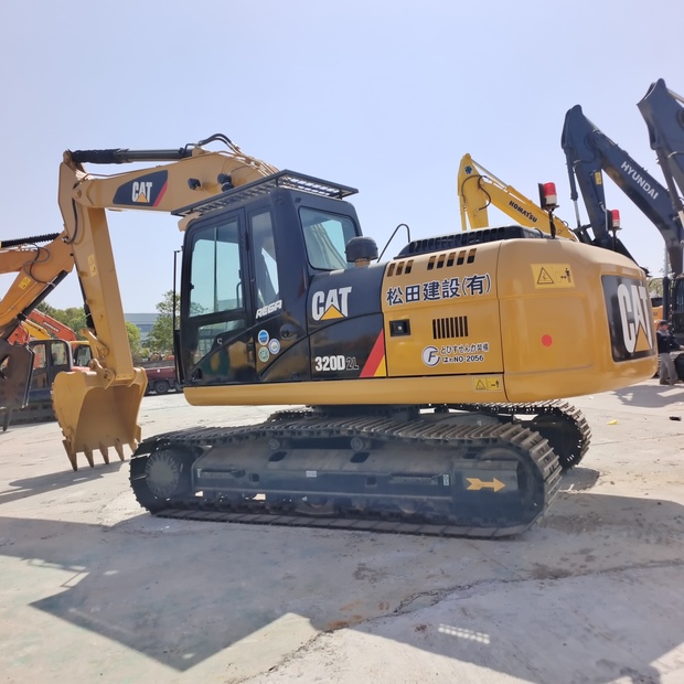 2023 كاتربيلر 320D2L-44516970