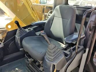 2023-caterpillar-320d2l-1397857-44516974