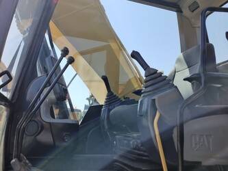 2023-caterpillar-320d2l-1397857-44516979