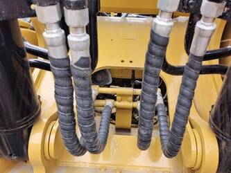 2023-caterpillar-320d-1397858-44516999