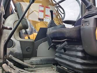 2023-caterpillar-320d-1397858-44517002