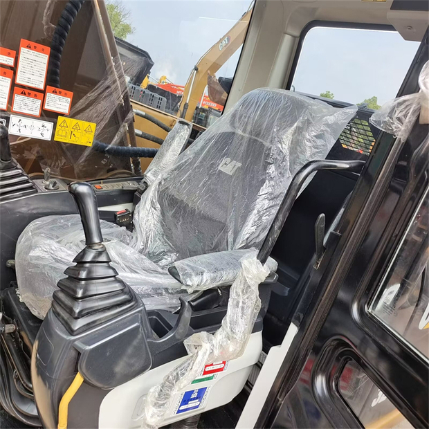 2023 Caterpillar 320D-44517012