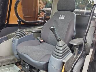 2024-caterpillar-320d2-1397861-44517074