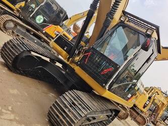 2023-caterpillar-320d2-1397860-44517084