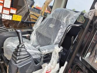 2023-caterpillar-320d2-1397860-44517107