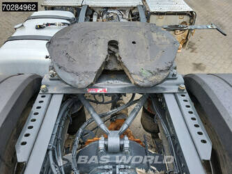 2018-mercedes-benz-actros-1845-1295140-44517367