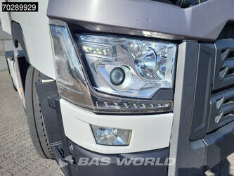 2020-renault-t520-1306486-44517393