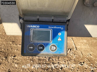 2015-van-hool-others-1397869-44517643