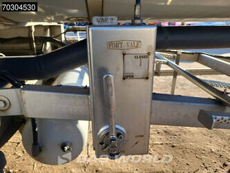 2015-van-hool-others-1397869-44517649