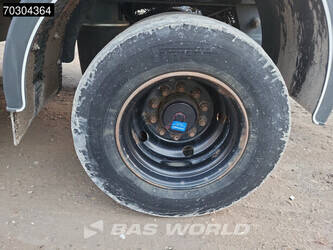 2018-fiege-others-44517706