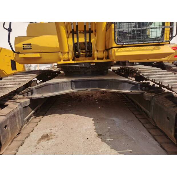 2020 Komatsu PC450-8-44517821