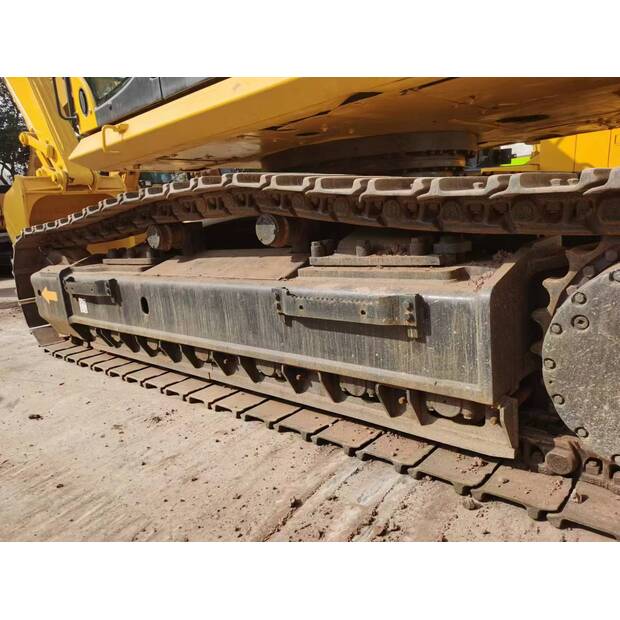 2020 Komatsu PC450-8-44517825
