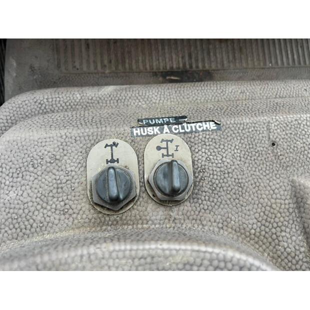 1985 مرسيدس بنز 1222 F-44517871