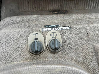 1985-mercedes-benz-1222-f-44517871