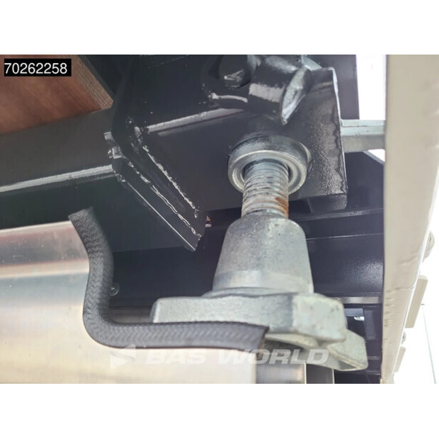 2024 داف XF 530-44518111