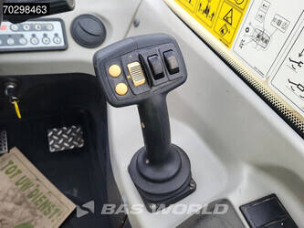 2015-jlg-4017ps-44518463