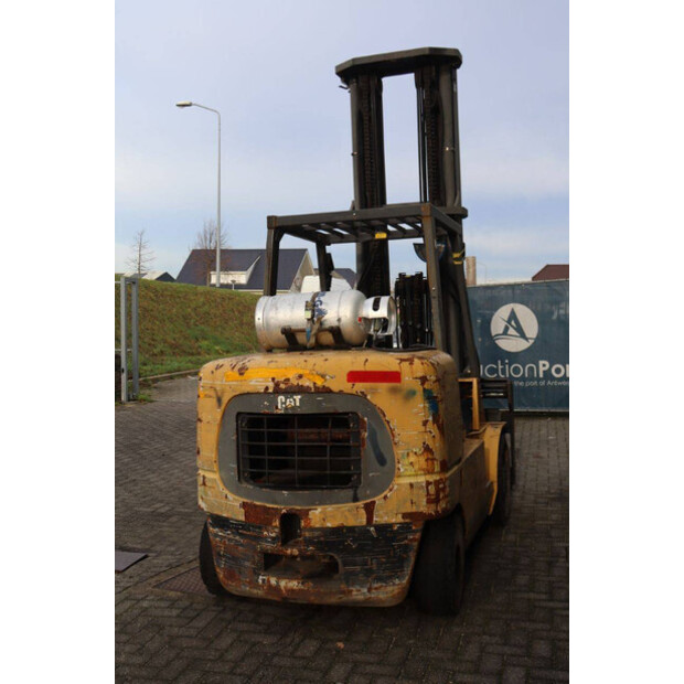 1999 Caterpillar GC60K-44518943