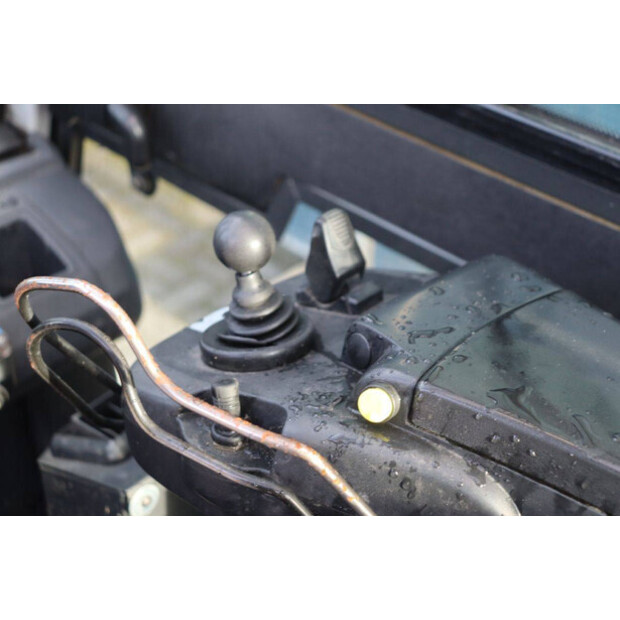 2013 NISSAN U1D2A25LQ-44519002