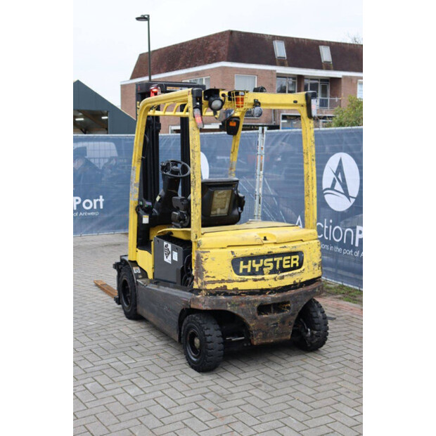 2014 هايستر J2.5XN-44519009