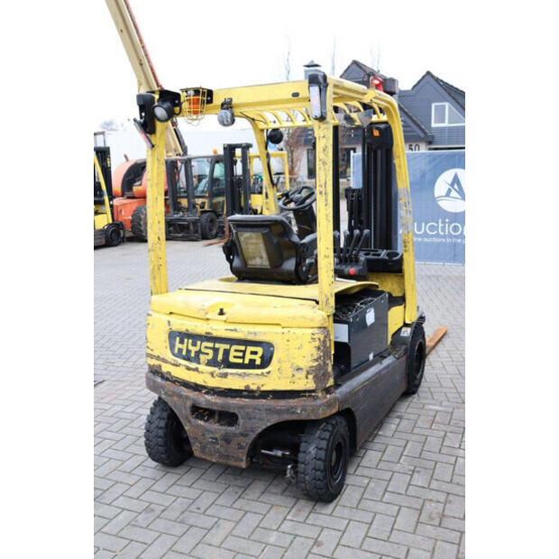 2014 هايستر J2.5XN-44519011