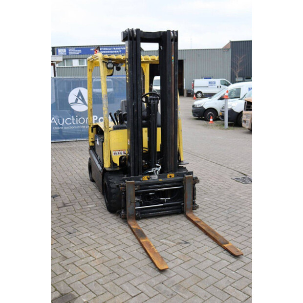 2014 هايستر J2.5XN-44519012