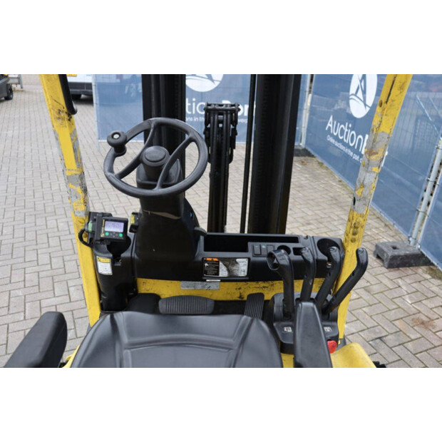 2014 هايستر J2.5XN-44519025