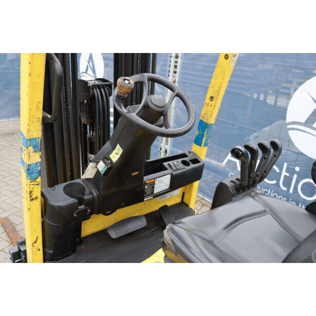 2014 هايستر E2.5XN MWB-44519066