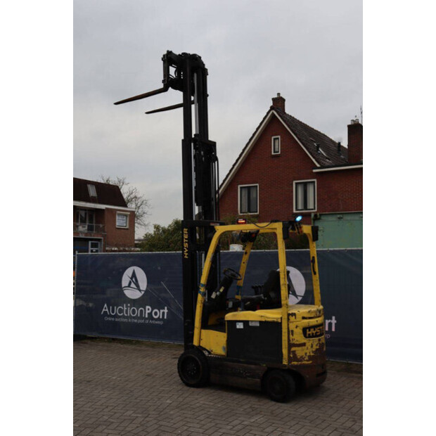 2014 هايستر E2.5XN MWB-44519078