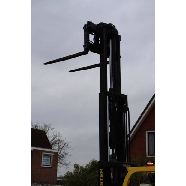 2014 هايستر E2.5XN MWB-44519079