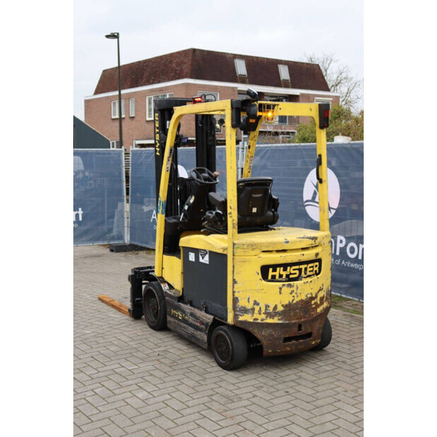 2014 هايستر E2.5XN MWB-44519165