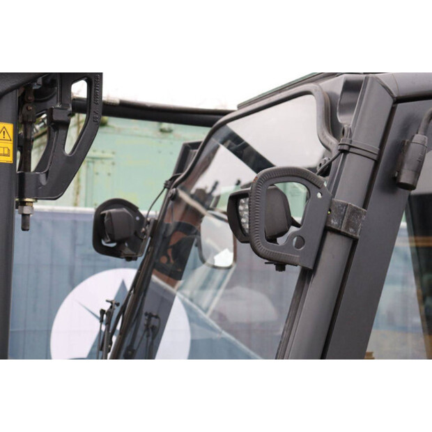 2018 ليندي E25-01-44519232