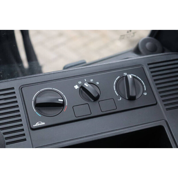 2018 ليندي E25-01-44519248