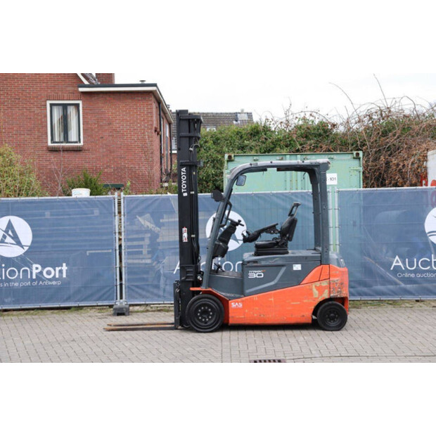 2017 Toyota 8FBMT-30-44519261