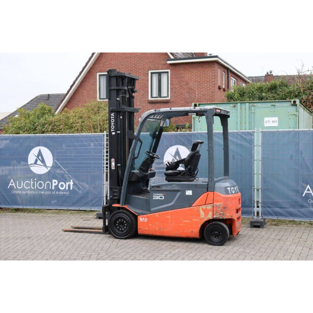 2017 Toyota 8FBMT-30-44519262