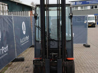 2017-toyota-8fbmt-30-44519267