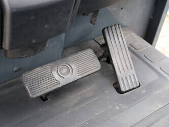 2017-toyota-8fbmt-30-44519281