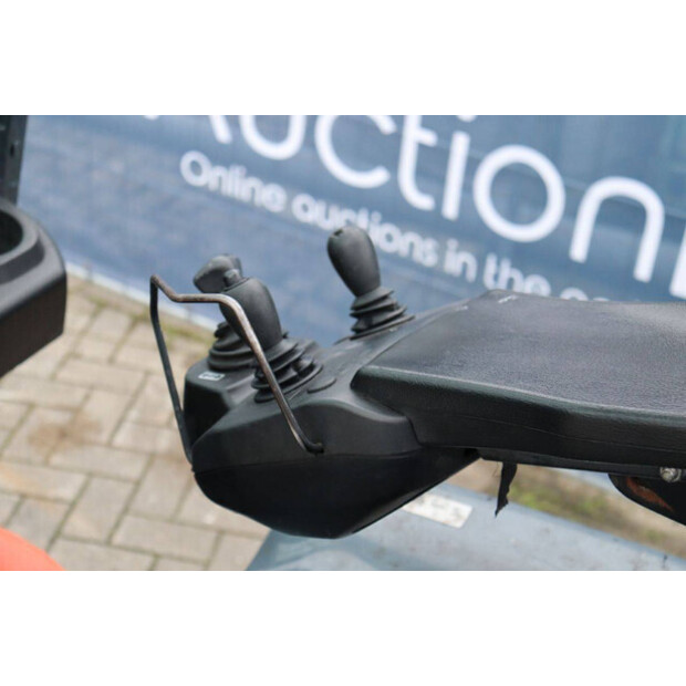 2017 Toyota 8FBMT-30-44519282