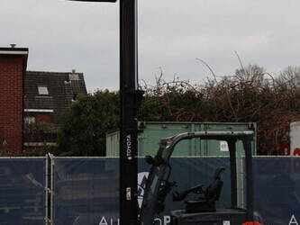 2017-toyota-8fbmt-30-44519294