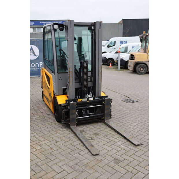 2019 Jungheinrich EFG 425S-44519305