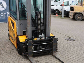 2019-jungheinrich-efg-425s-44519305