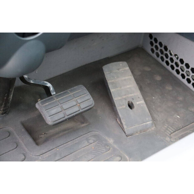 2019 Jungheinrich EFG 425S-44519321