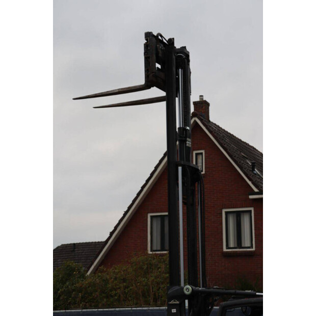 2020 ليندي E25L-01-44519378