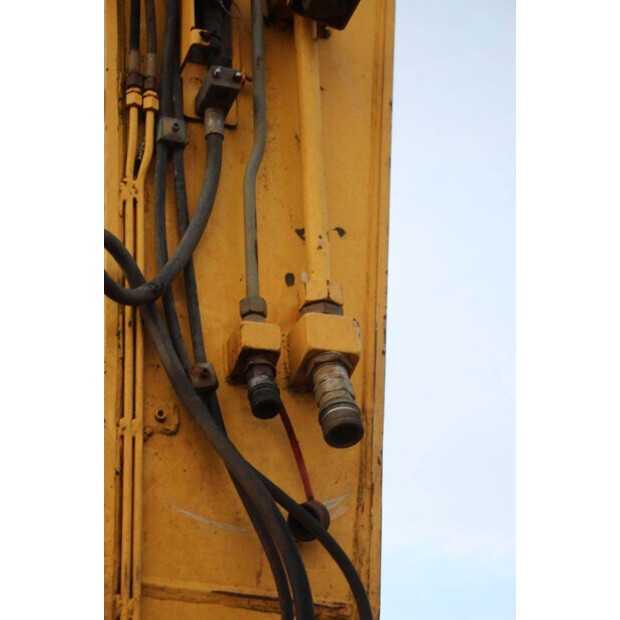 2012 نيو هولاند كوبلكو 385C-44519466