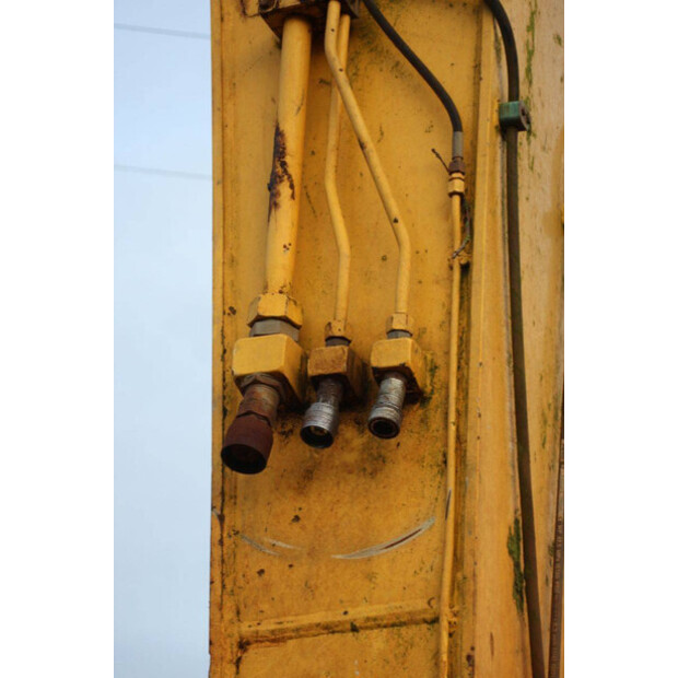 2012 نيو هولاند كوبلكو 385C-44519467