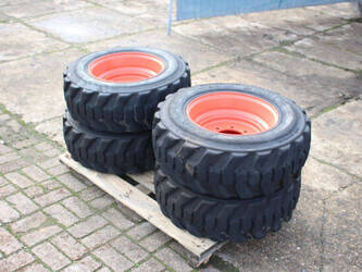 2013-bobcat-s130-1397924-44519621