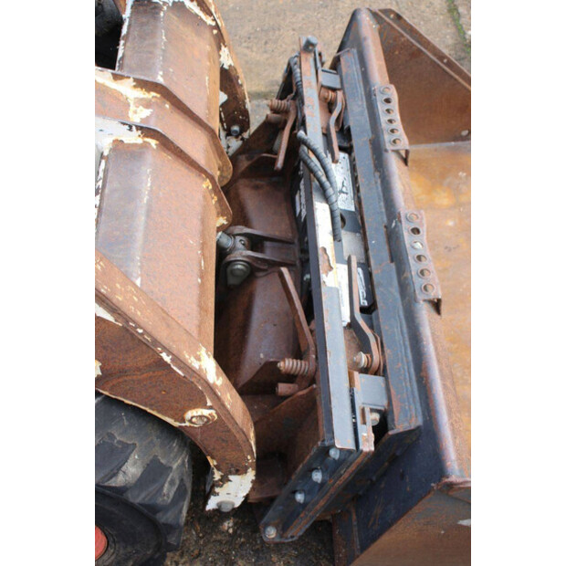 2013 BOBCAT S130-44519624