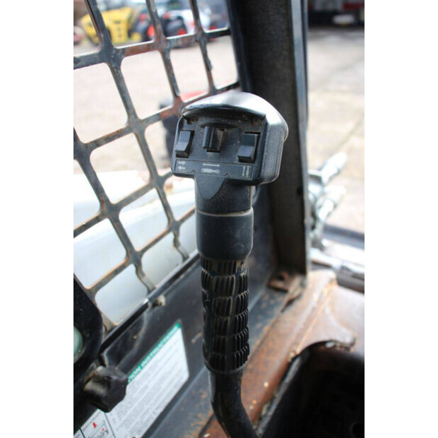 2013 BOBCAT S130-44519635